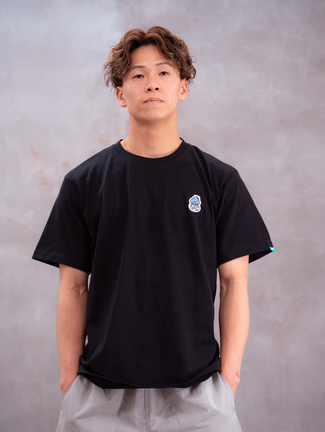 ロゴワッペンTシャツ